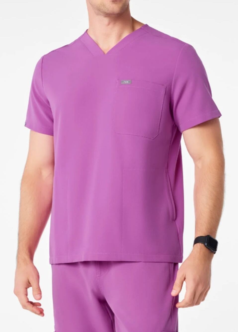 New Fig's Men Chisec Scrub Top Retired Berry Pop Size Medium